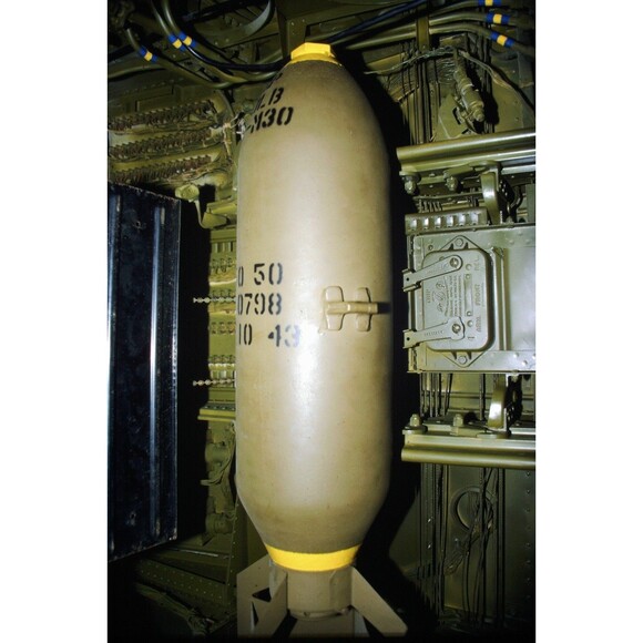 Other - 1980s 35mm Slide Aviation  - WWII U.S. AN-M30 100-pound general-purpose bmb
